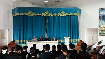  «Құқықбұзушылықтың алдын алу» тақырыбында  8-11 сынып  оқушыларымен  жалпы жиналыс болып  өтті.